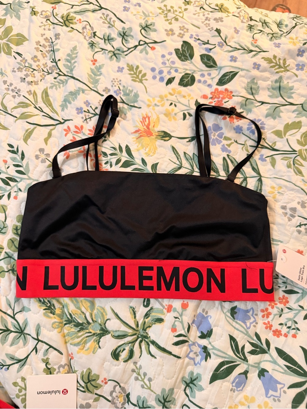 Satin shine logo train bra